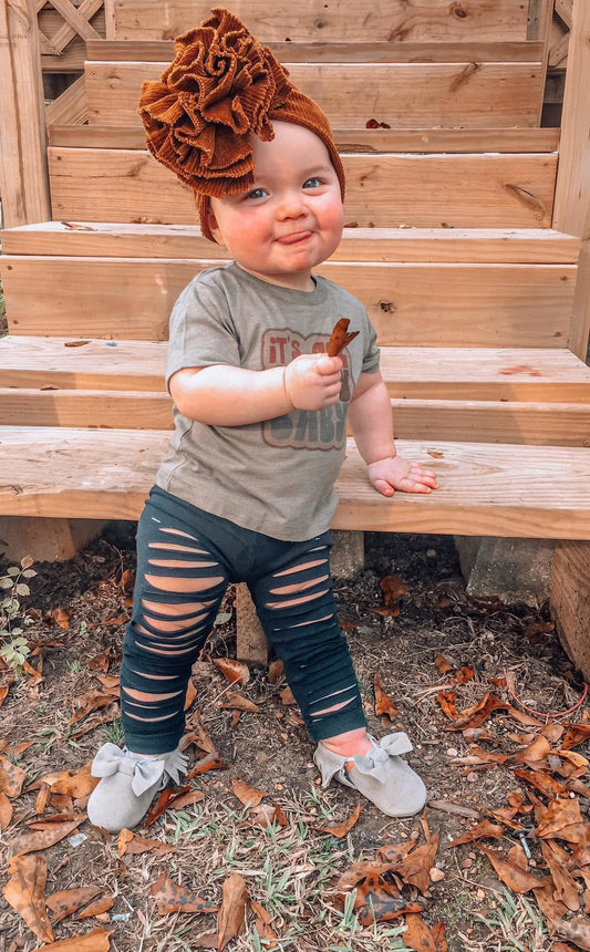 2T black shredded leggings